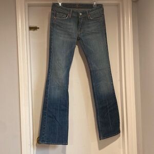 7 for all mankind low rise flare blue jean, size 28.